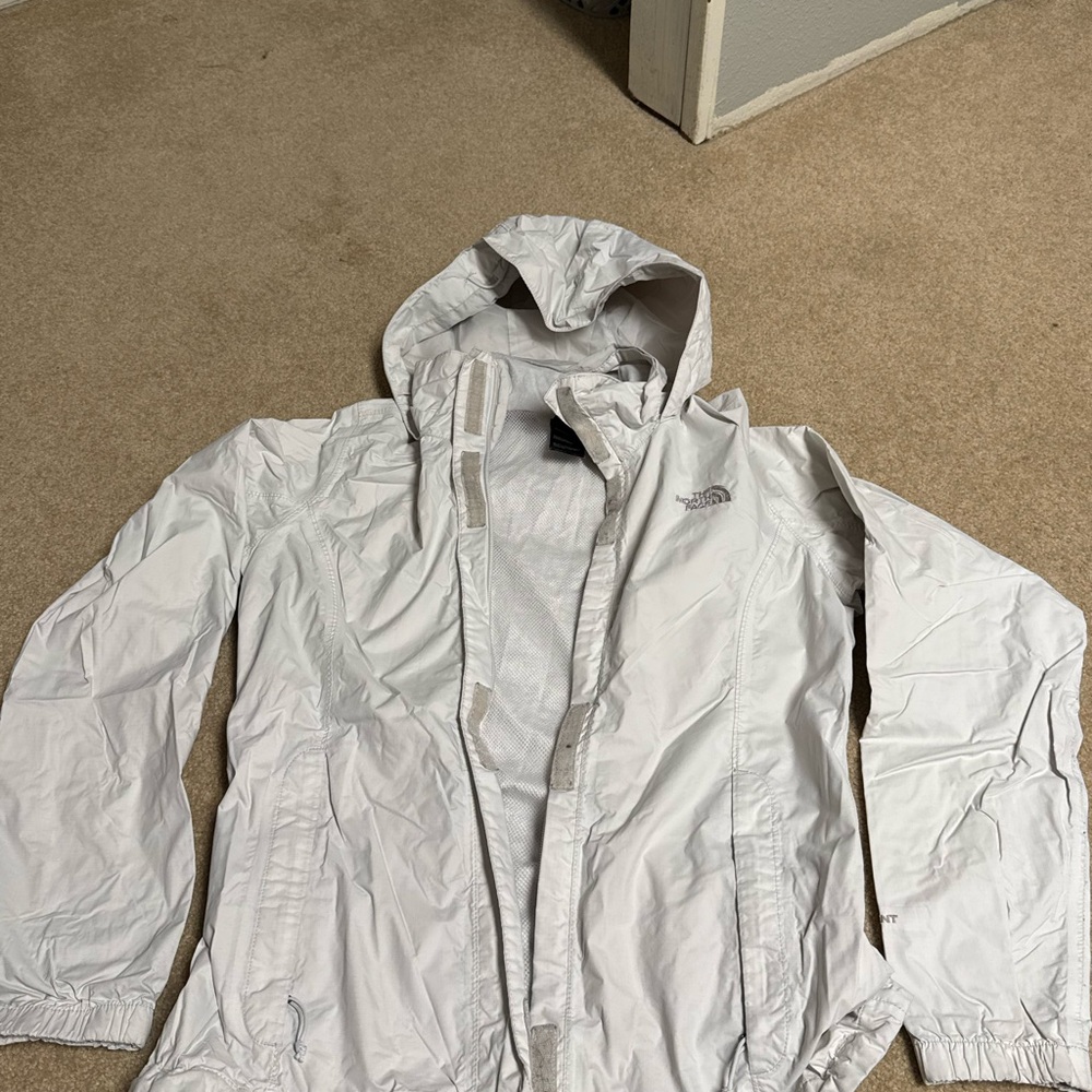 The North Face White Raincoat Lightweight Water-Resistant